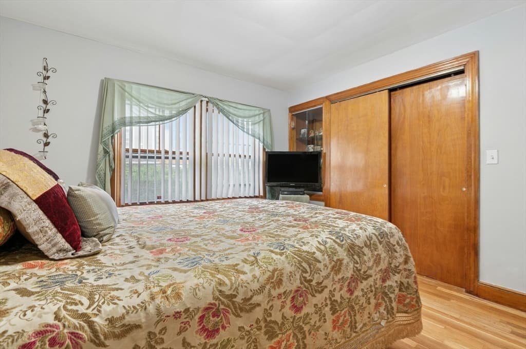 Single Family Residence at 228 Sawtell Ave, Brockton MA 02302, Brockton, photo 20 of 31