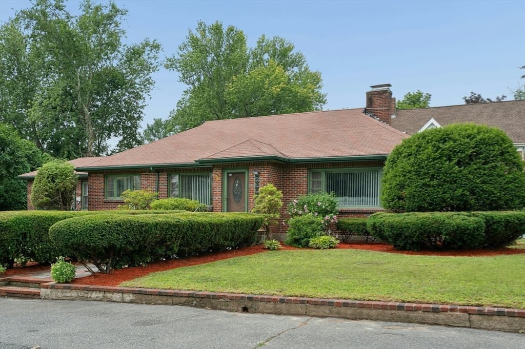 Single Family Residence at 228 Sawtell Ave, Brockton MA 02302, Brockton, photo 30 of 31
