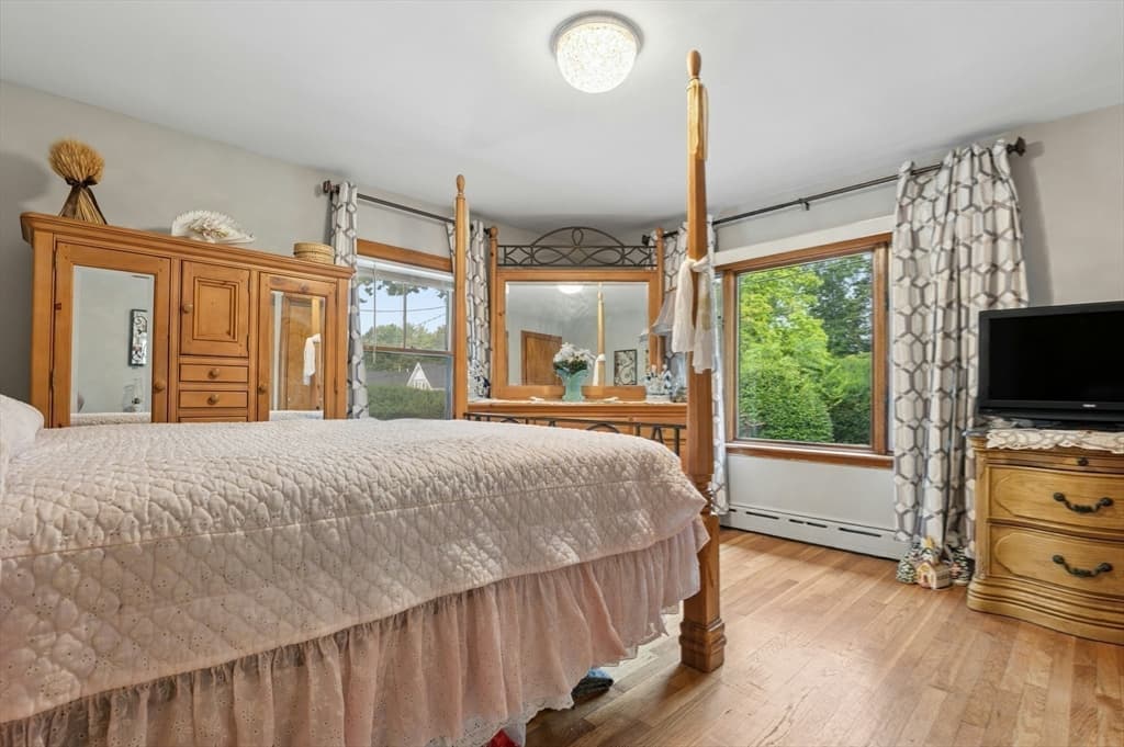 Single Family Residence at 228 Sawtell Ave, Brockton MA 02302, Brockton, photo 10 of 31