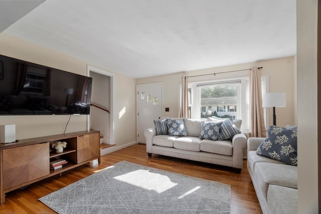 Single Family Residence at 214 Brigham Hill Rd, Grafton MA 01536, Grafton, photo 13 of 42