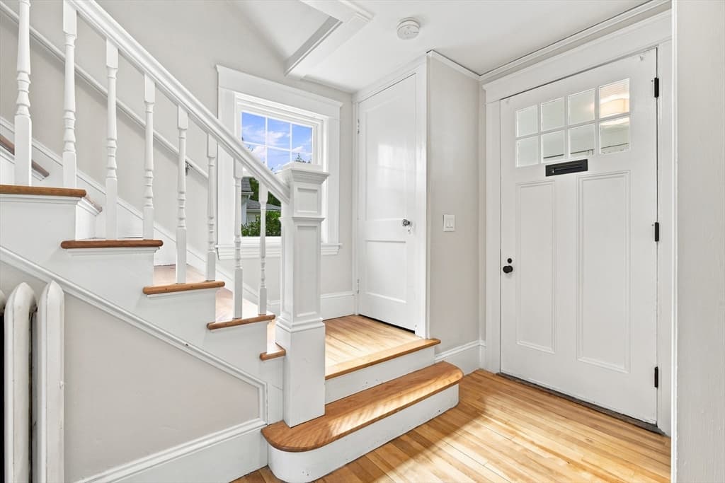Single Family Residence at 31 Barnard Rd, Worcester MA 01605, Worcester, photo 31 of 42