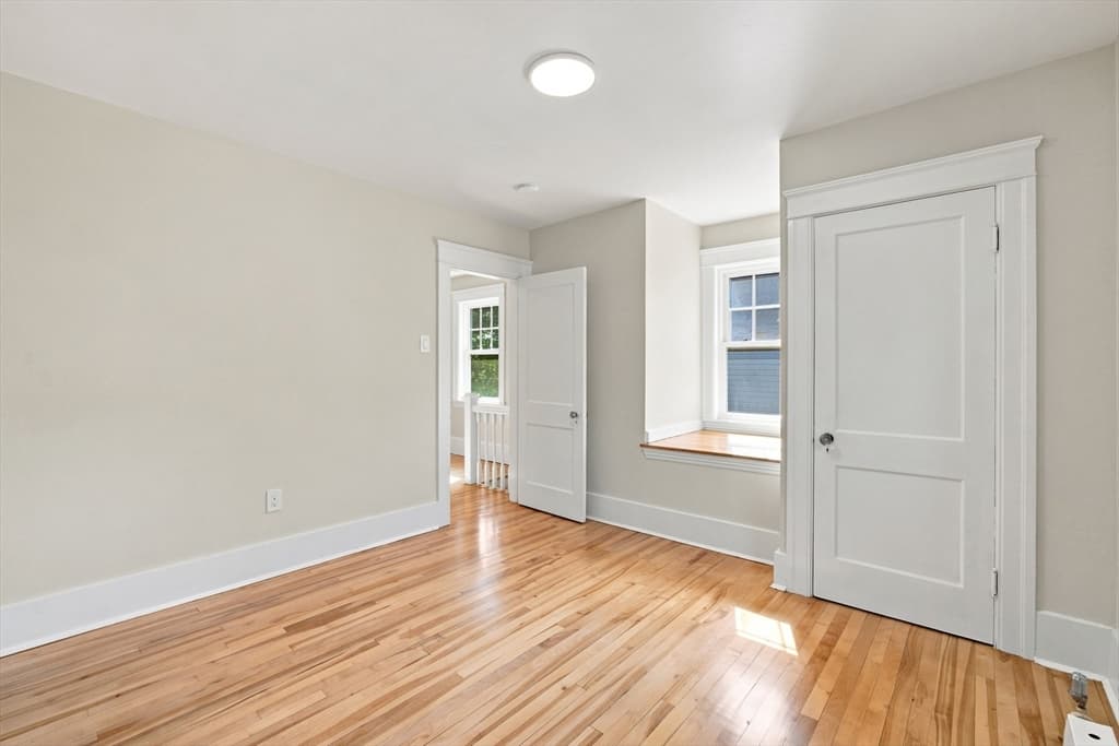 Single Family Residence at 31 Barnard Rd, Worcester MA 01605, Worcester, photo 21 of 42