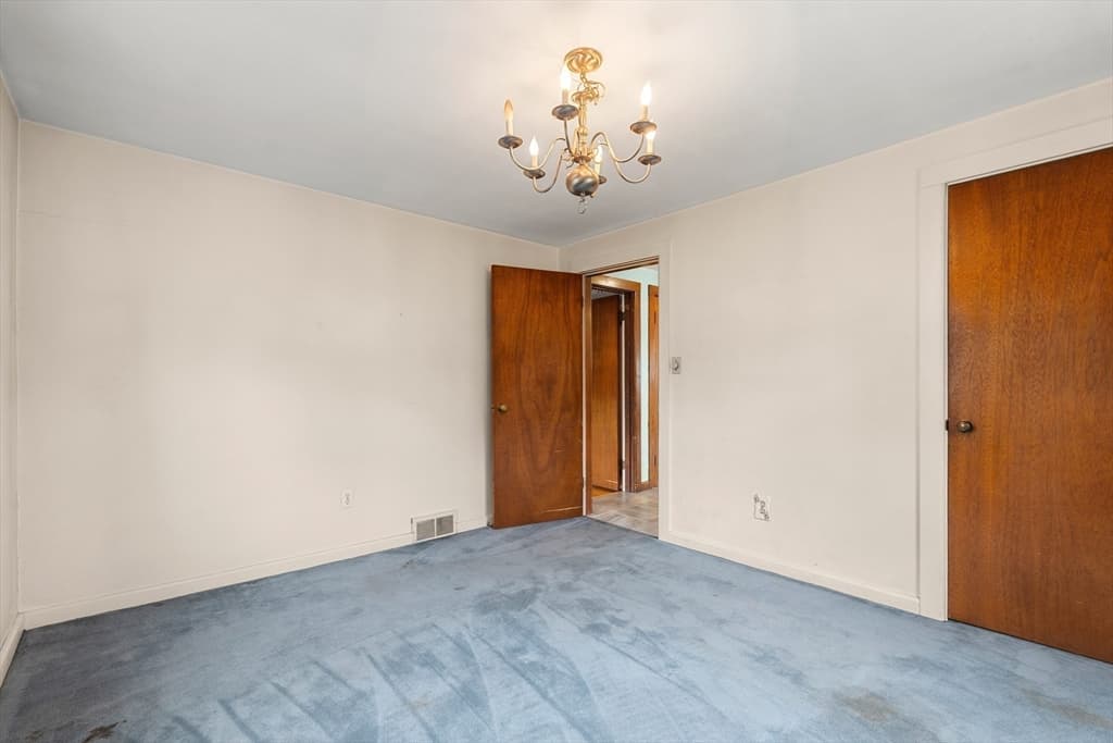 Single Family Residence at 18 Iverson Rd, Beverly MA 01915, Beverly, photo 16 of 31