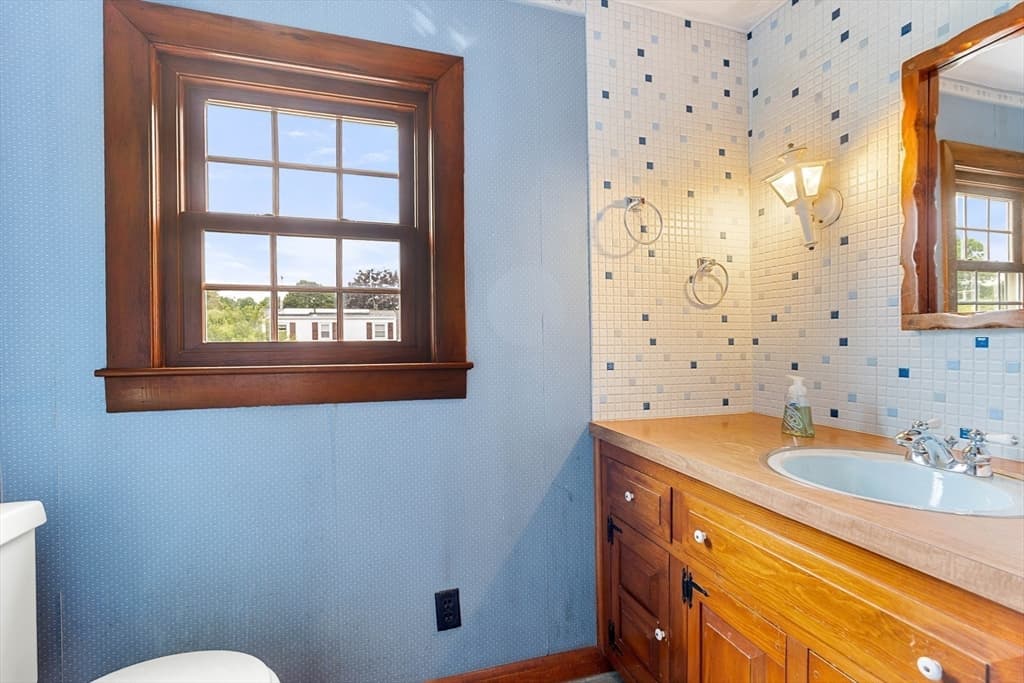 Single Family Residence at 18 Iverson Rd, Beverly MA 01915, Beverly, photo 22 of 31