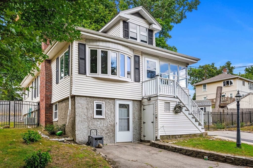 21 Evelyn Pl, Quincy MA 02171