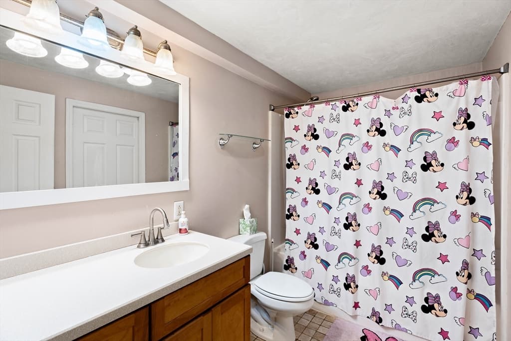 Single Family Residence at 10 Albert, Billerica MA 01821, Billerica, photo 13 of 25