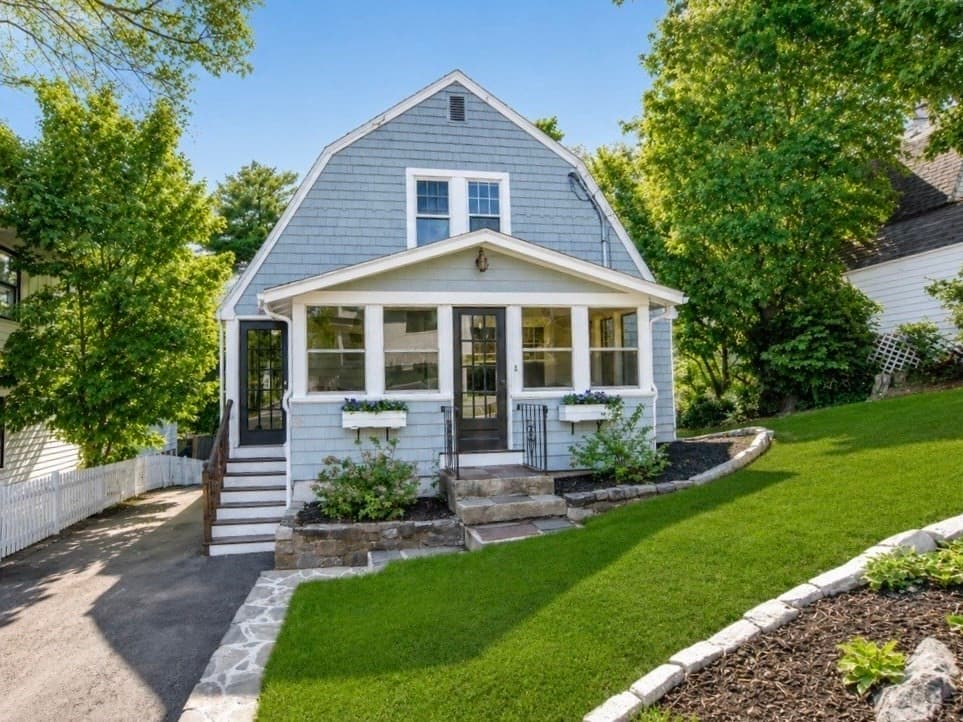 96 Wompatuck Rd, Hingham MA 02043