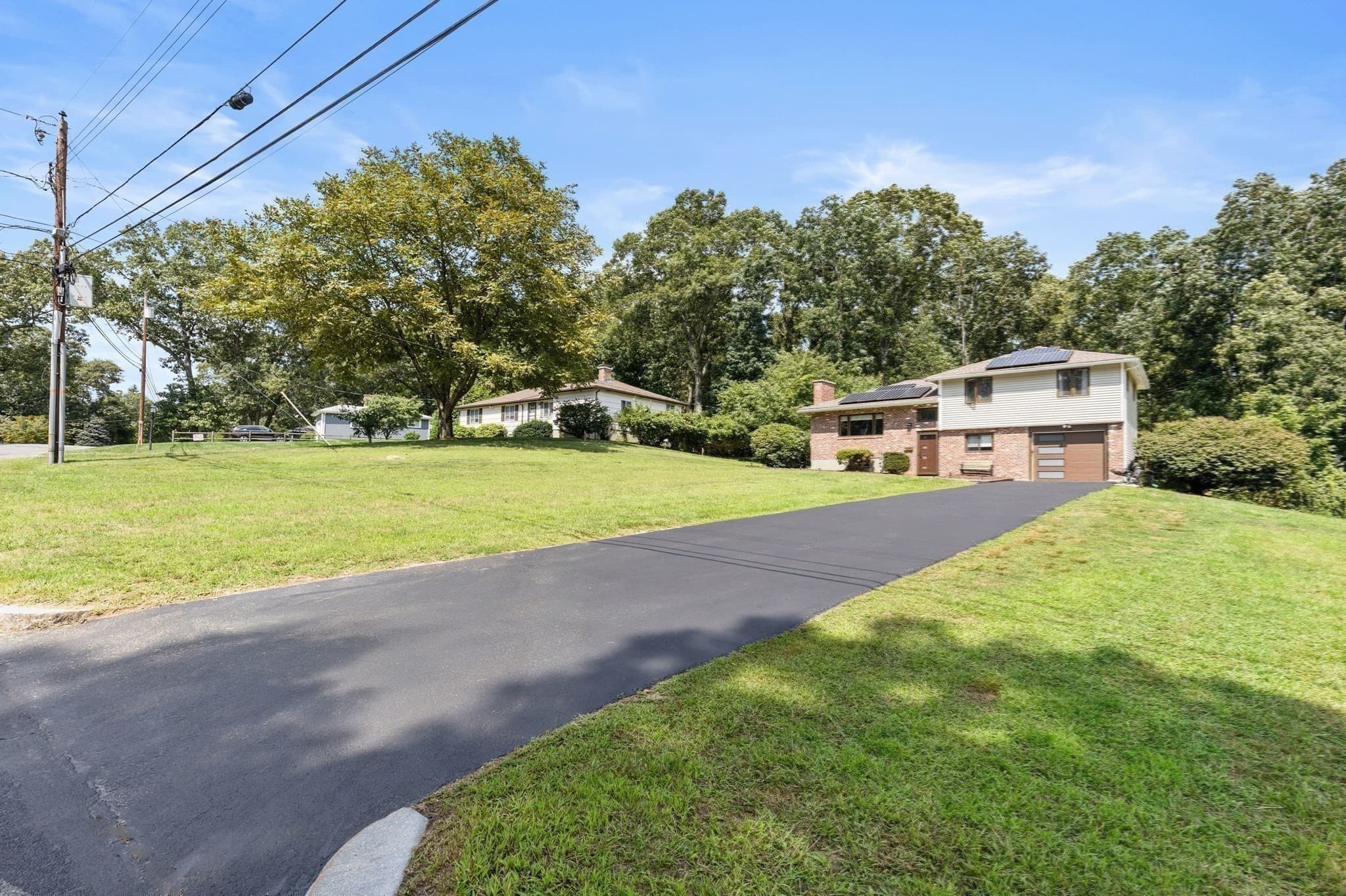 27 Lyman Rd, Framingham MA 01701