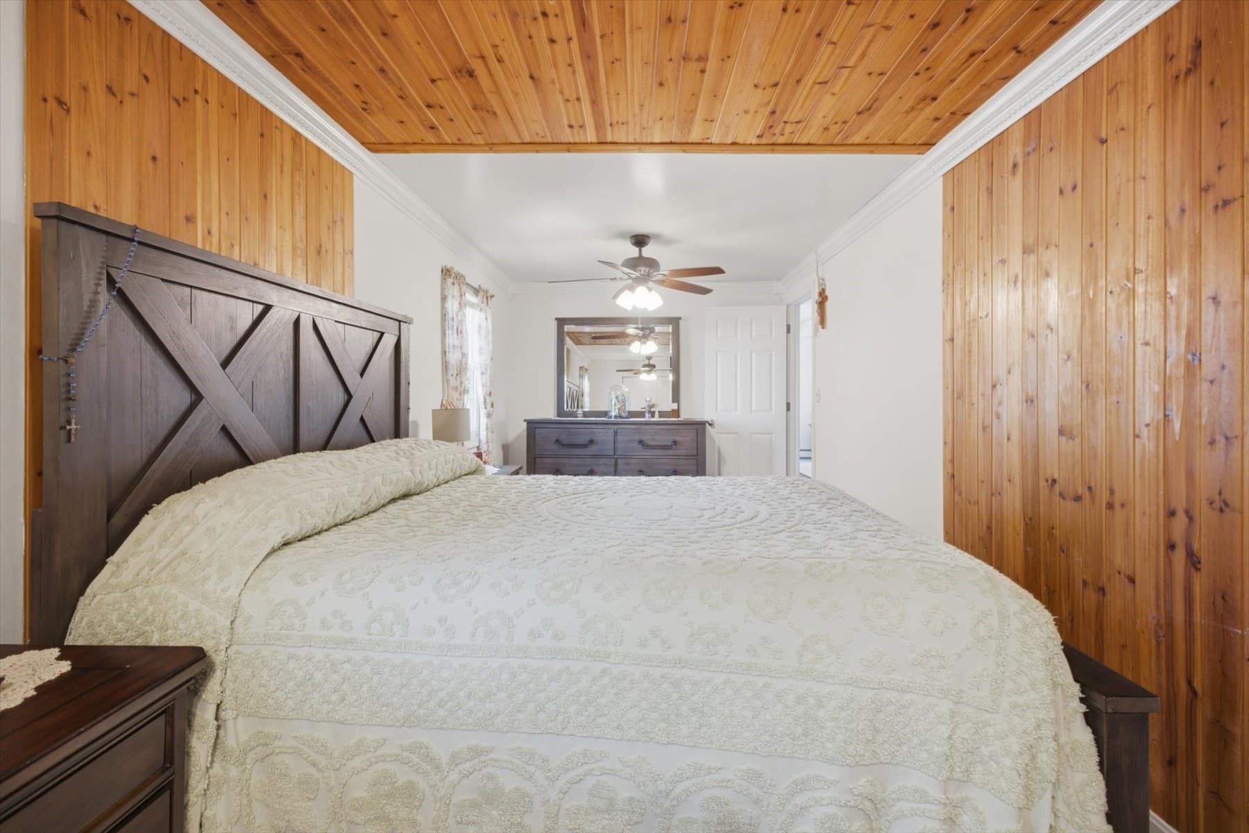 Single Family Residence at 680 N Underwood St, Fall River MA 02720, Fall River, photo 23 of 41
