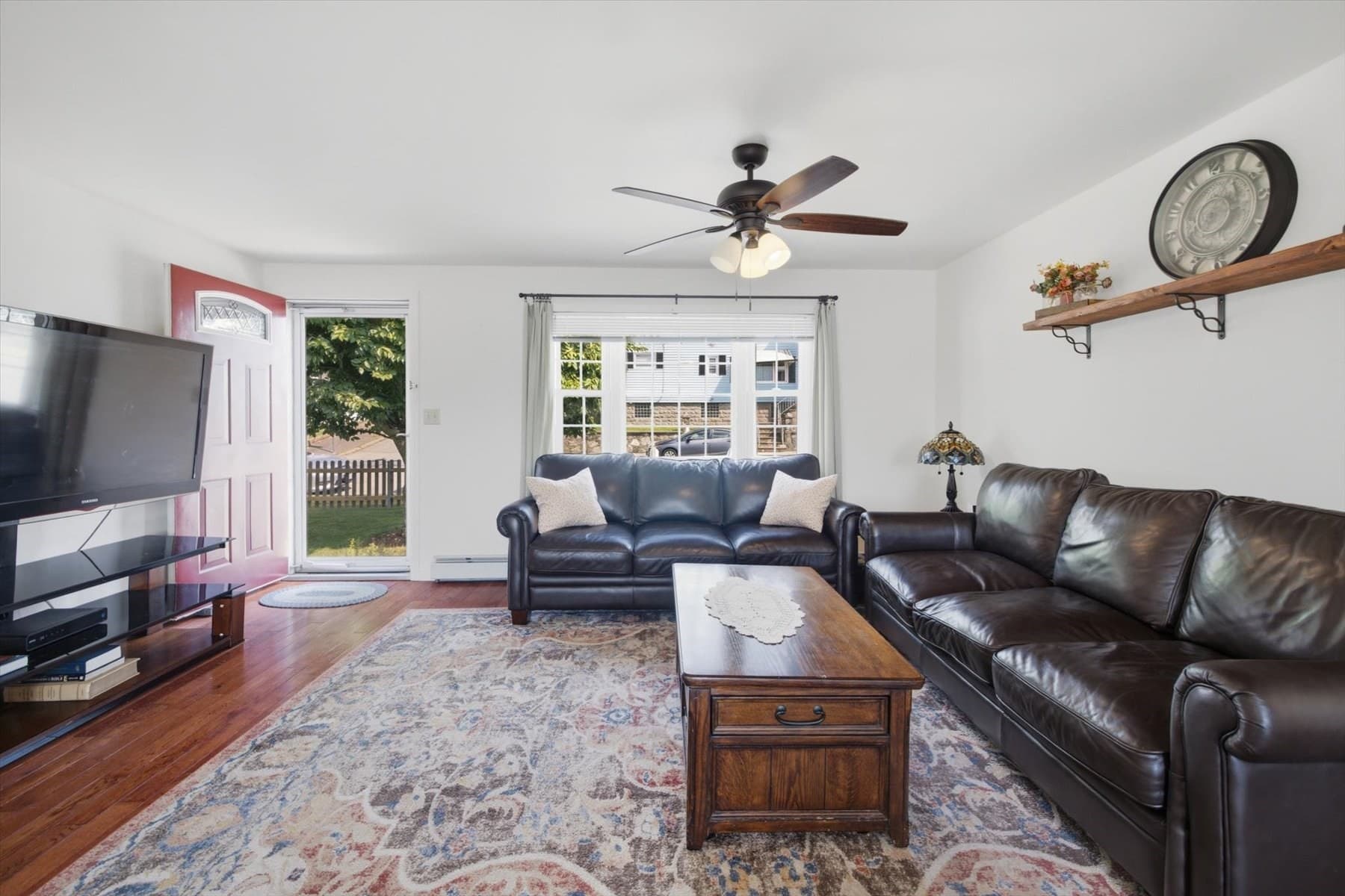 Single Family Residence at 680 N Underwood St, Fall River MA 02720, Fall River, photo 7 of 41