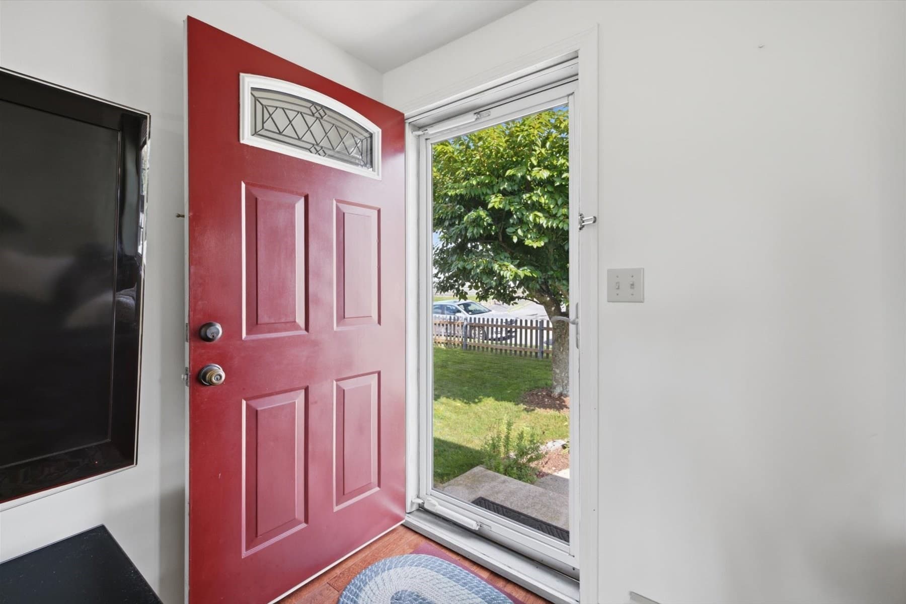 Single Family Residence at 680 N Underwood St, Fall River MA 02720, Fall River, photo 5 of 41