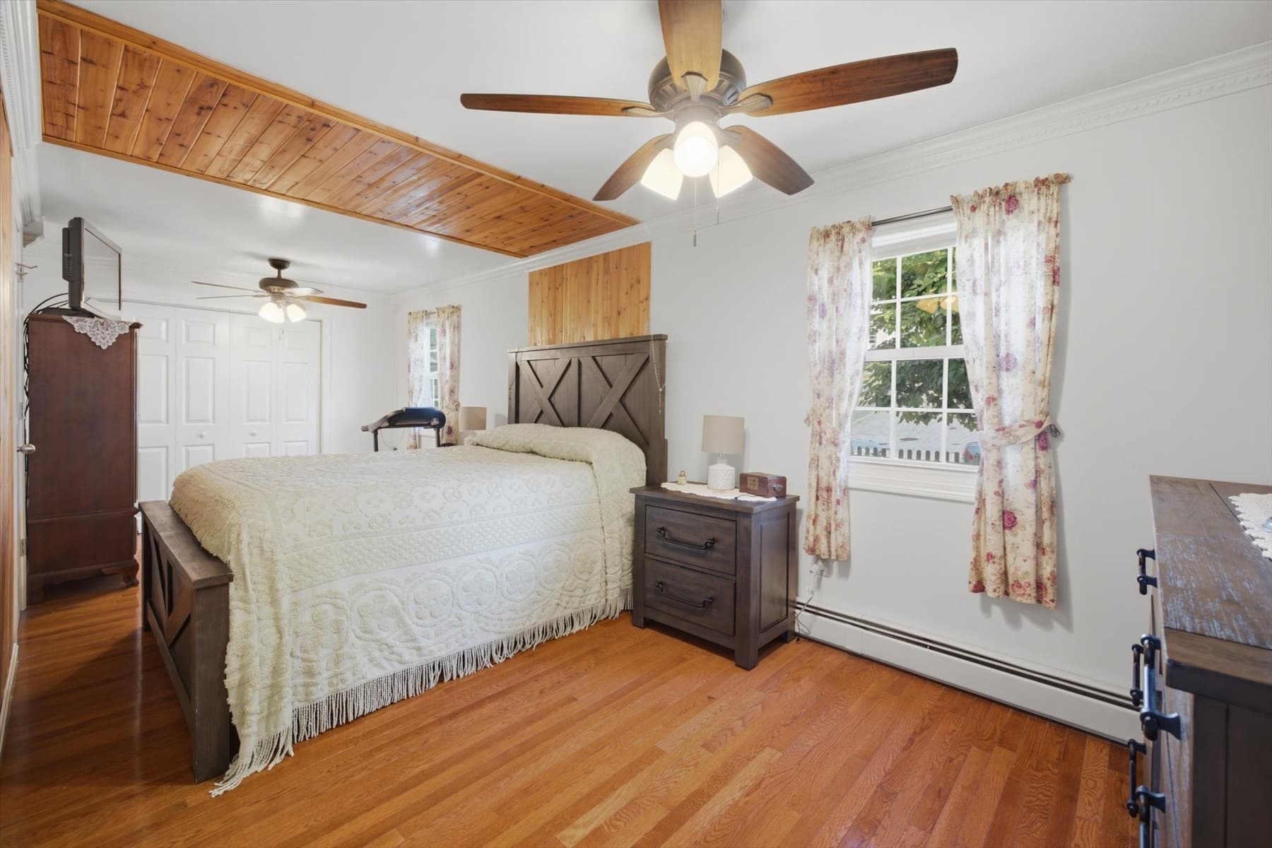 Single Family Residence at 680 N Underwood St, Fall River MA 02720, Fall River, photo 20 of 41