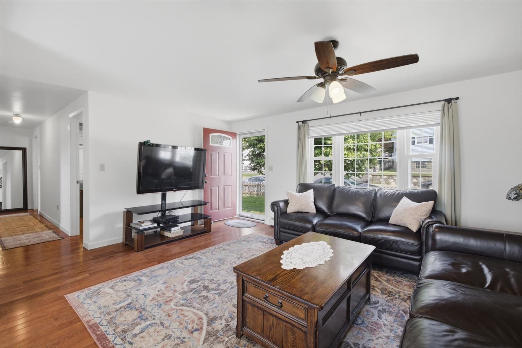 Single Family Residence at 680 N Underwood St, Fall River MA 02720, Fall River, photo 9 of 41