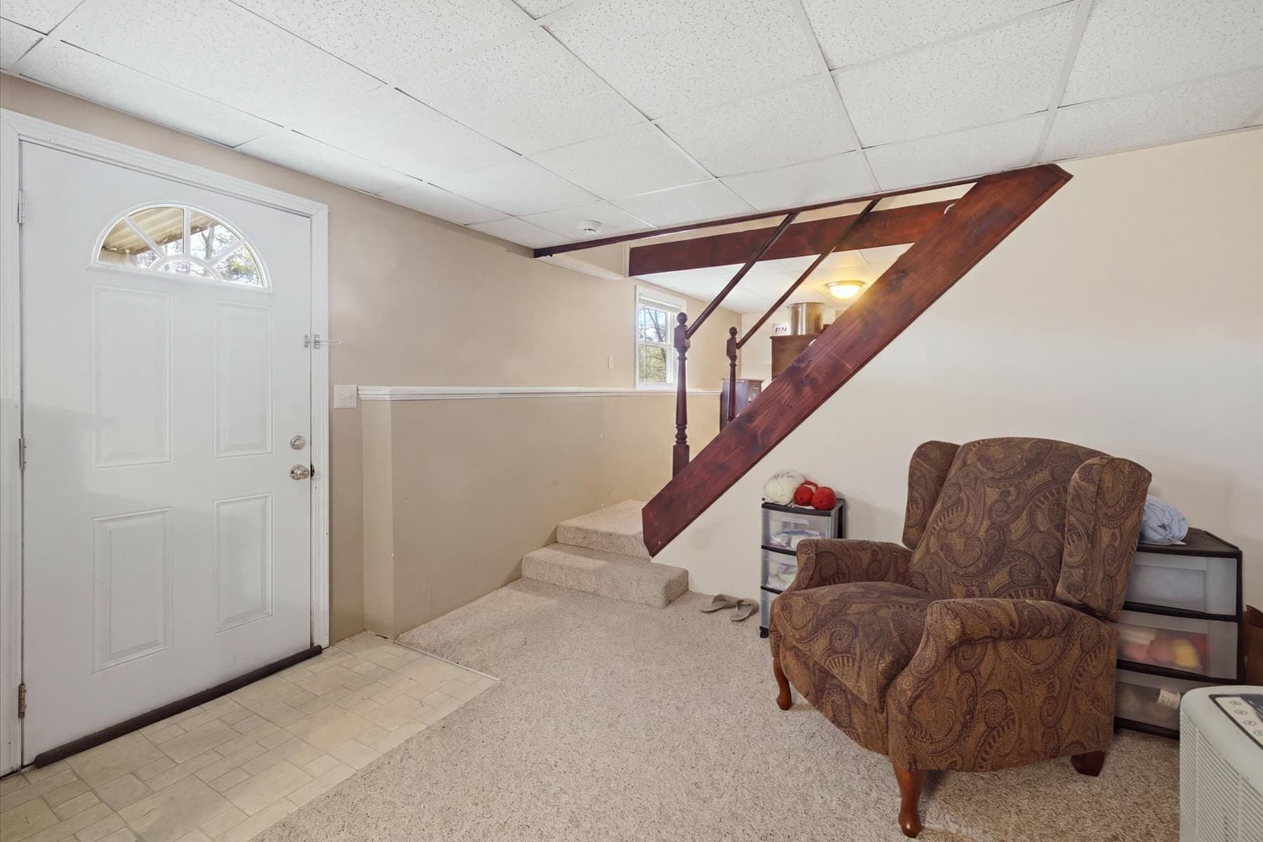 Single Family Residence at 680 N Underwood St, Fall River MA 02720, Fall River, photo 30 of 41