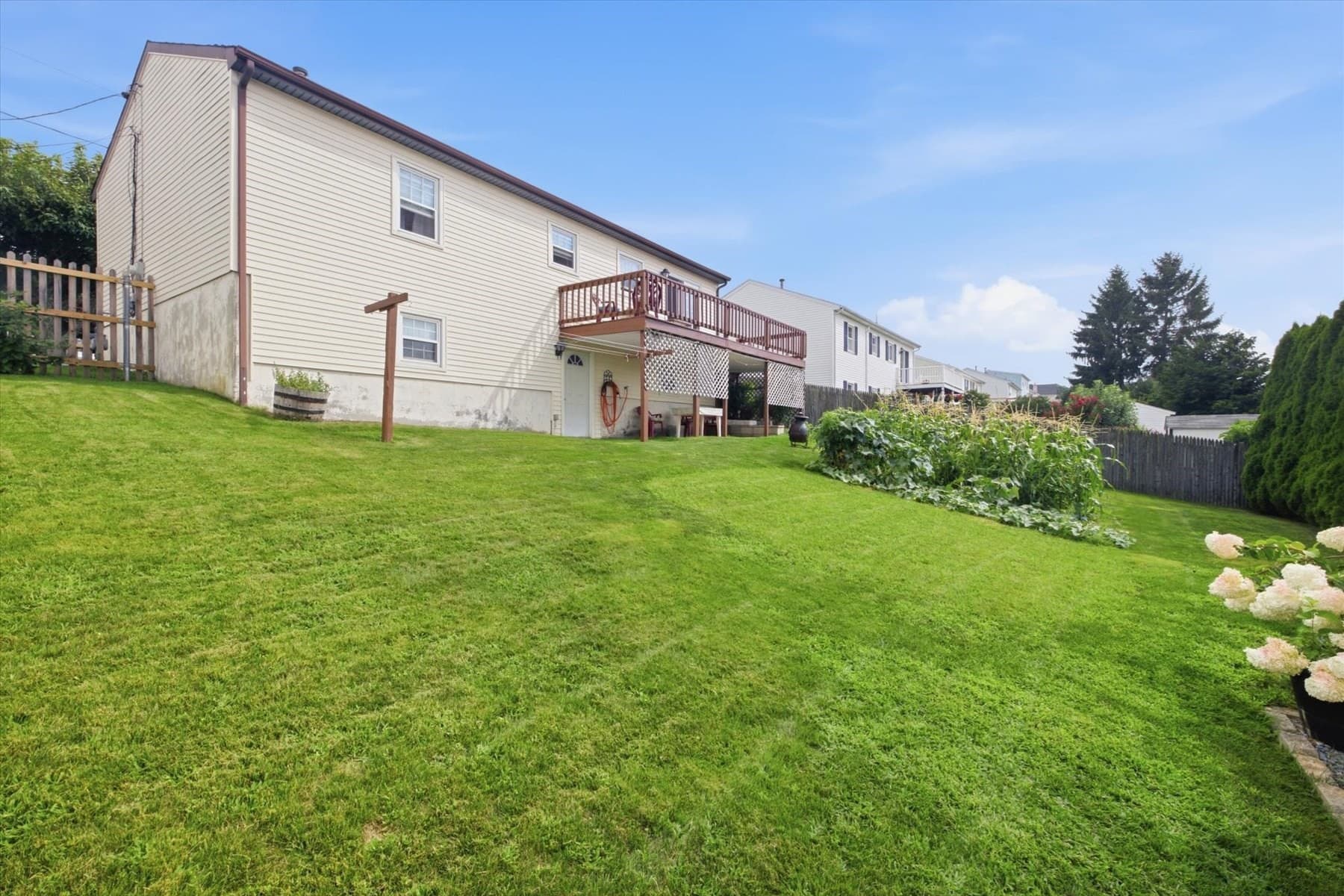 Single Family Residence at 680 N Underwood St, Fall River MA 02720, Fall River, photo 41 of 41