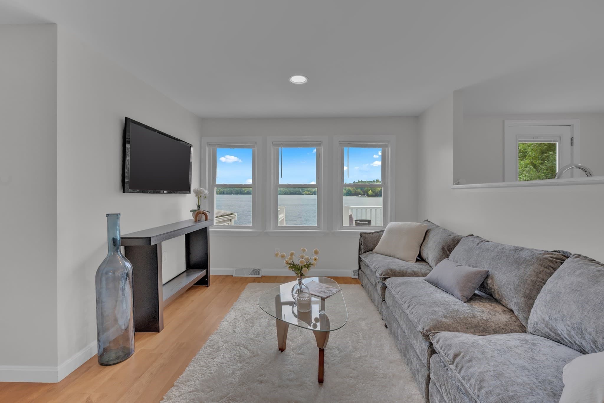 Single Family Residence at 1 Summer Village Rd, Westford MA 01886, Westford, photo 8 of 29