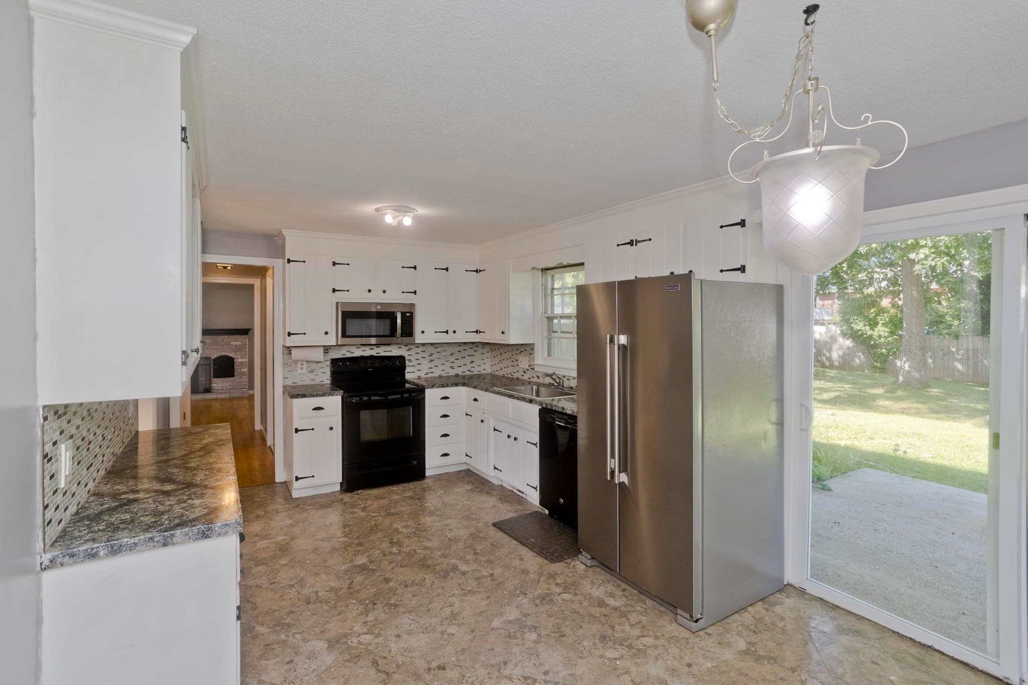 Single Family Residence at 50 Crystal Brook Dr, Springfield MA 01118, Springfield, photo 4 of 30