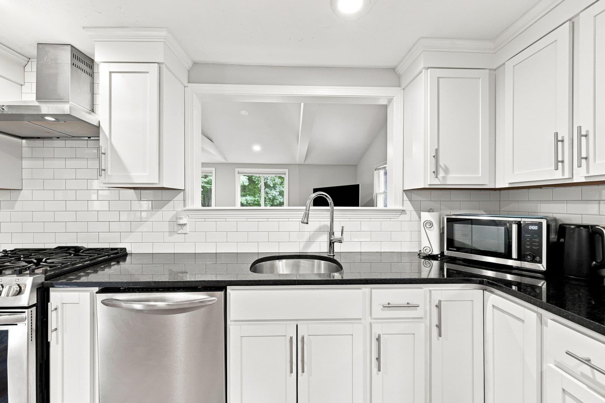 Single Family Residence at 25 Mohawk Path, Bellingham MA 02019, Bellingham, photo 12 of 42