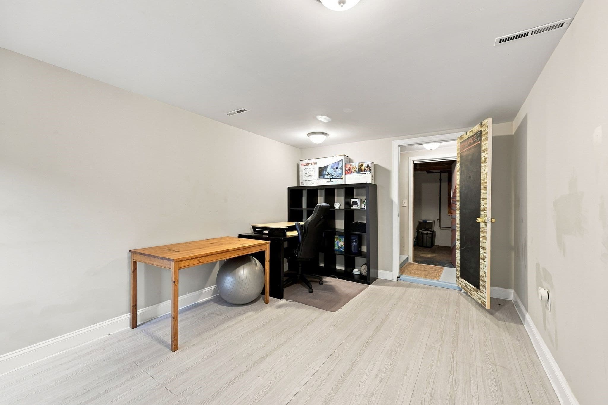 Single Family Residence at 25 Mohawk Path, Bellingham MA 02019, Bellingham, photo 29 of 42
