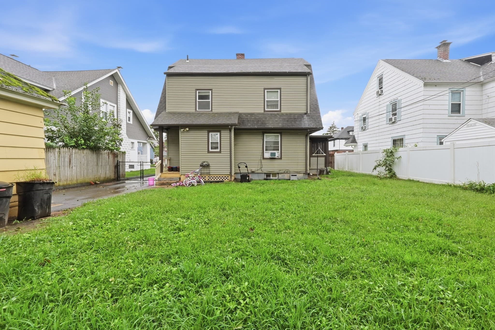 Single Family Residence at 25 Eton Street, Springfield MA 01108, Springfield, photo 23 of 28