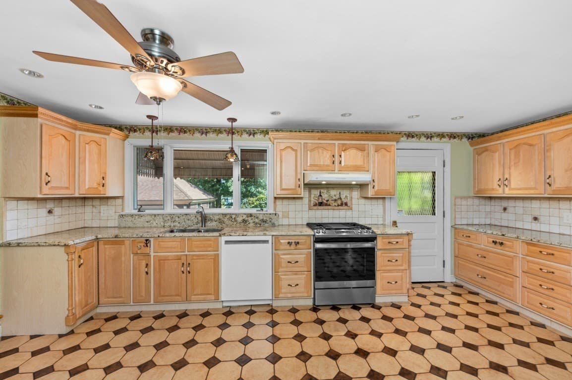 Single Family Residence at 14 Lafayette St, Waltham MA 02453, photo 17 of 37