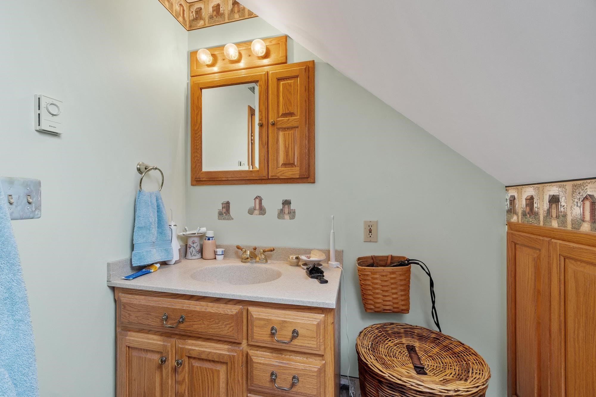 2 Family - 2 Units Up/Down at 91 Cedar Street, Wakefield MA 01880, Wakefield, photo 36 of 42
