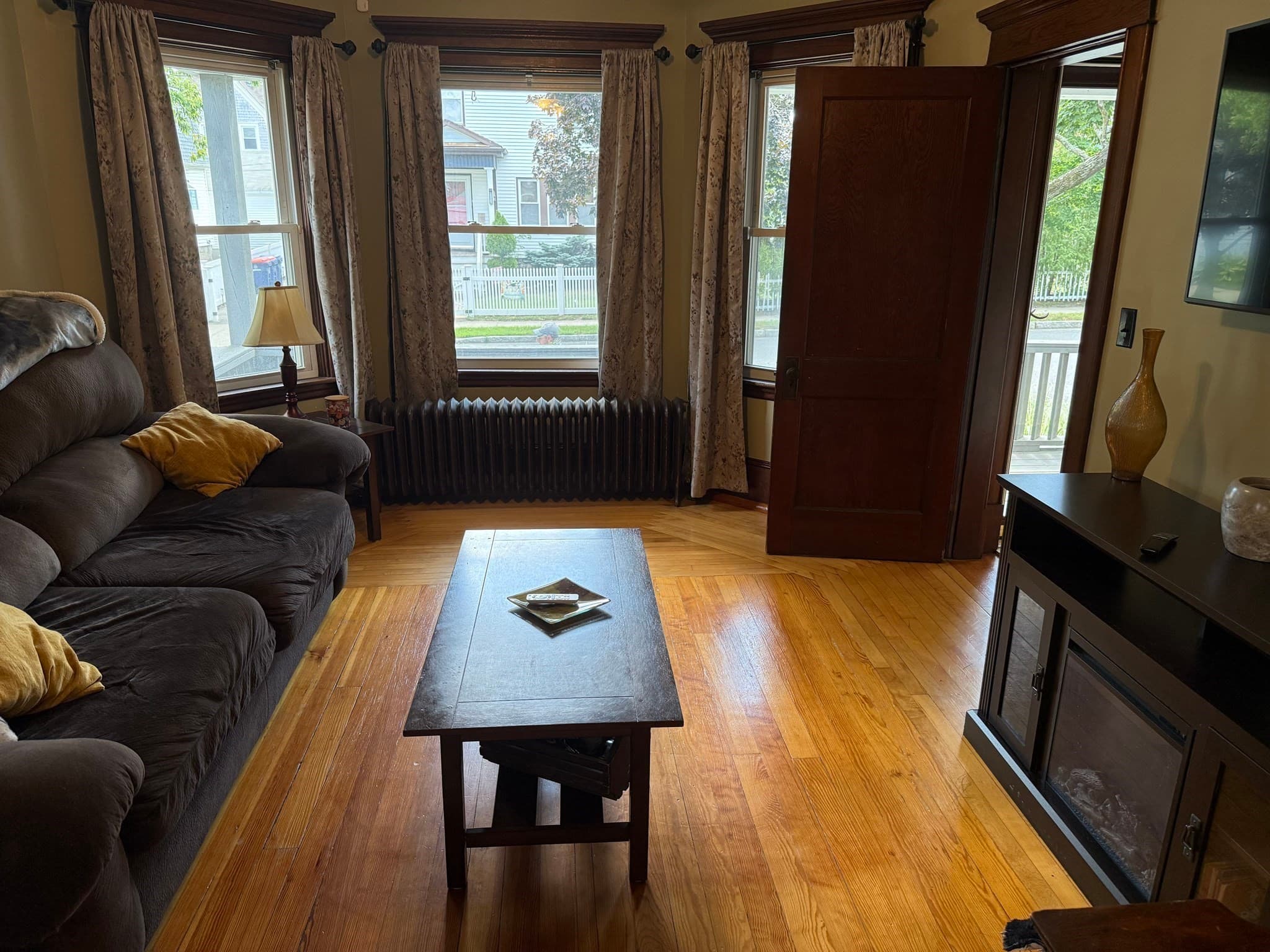 Single Family Residence at 273 Wood Street, New Bedford MA 02745, New Bedford, photo 9 of 22