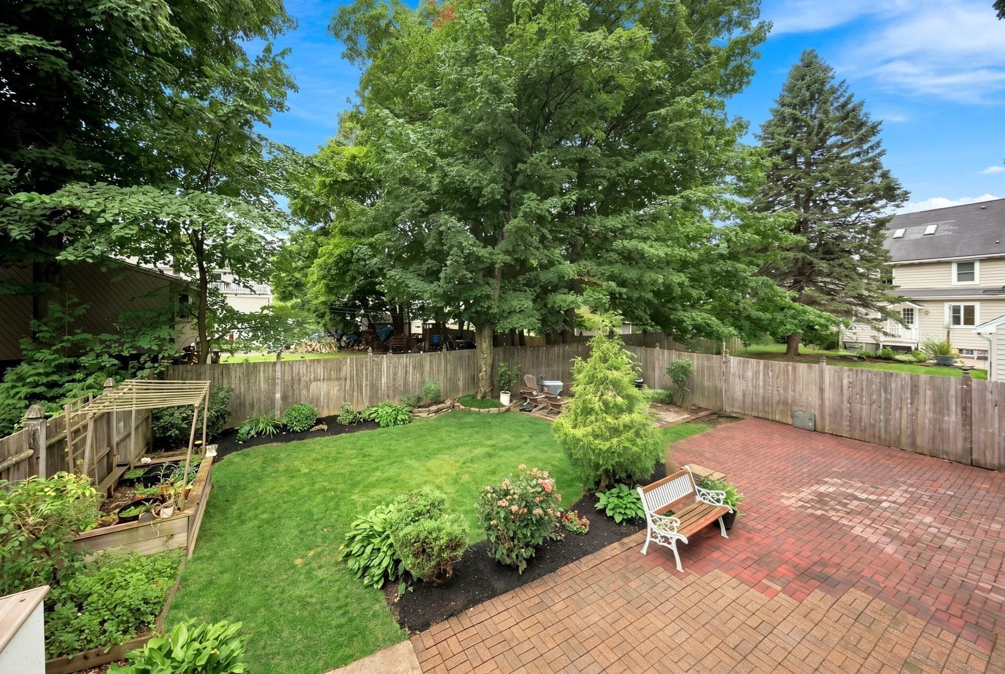 Single Family Residence at 8 Charles St, Stoneham MA 02180, Stoneham, photo 27 of 35