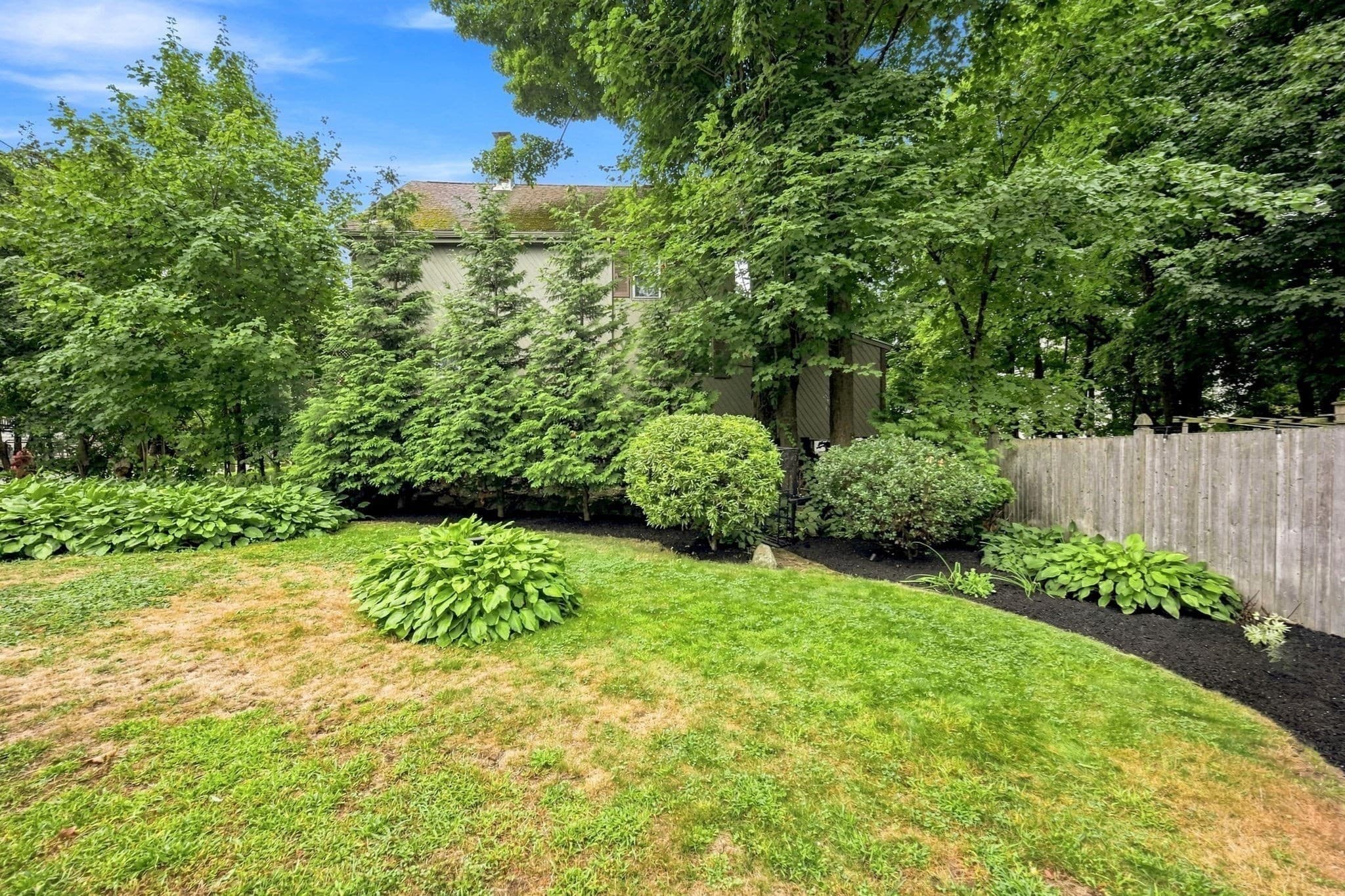 Single Family Residence at 8 Charles St, Stoneham MA 02180, Stoneham, photo 32 of 35