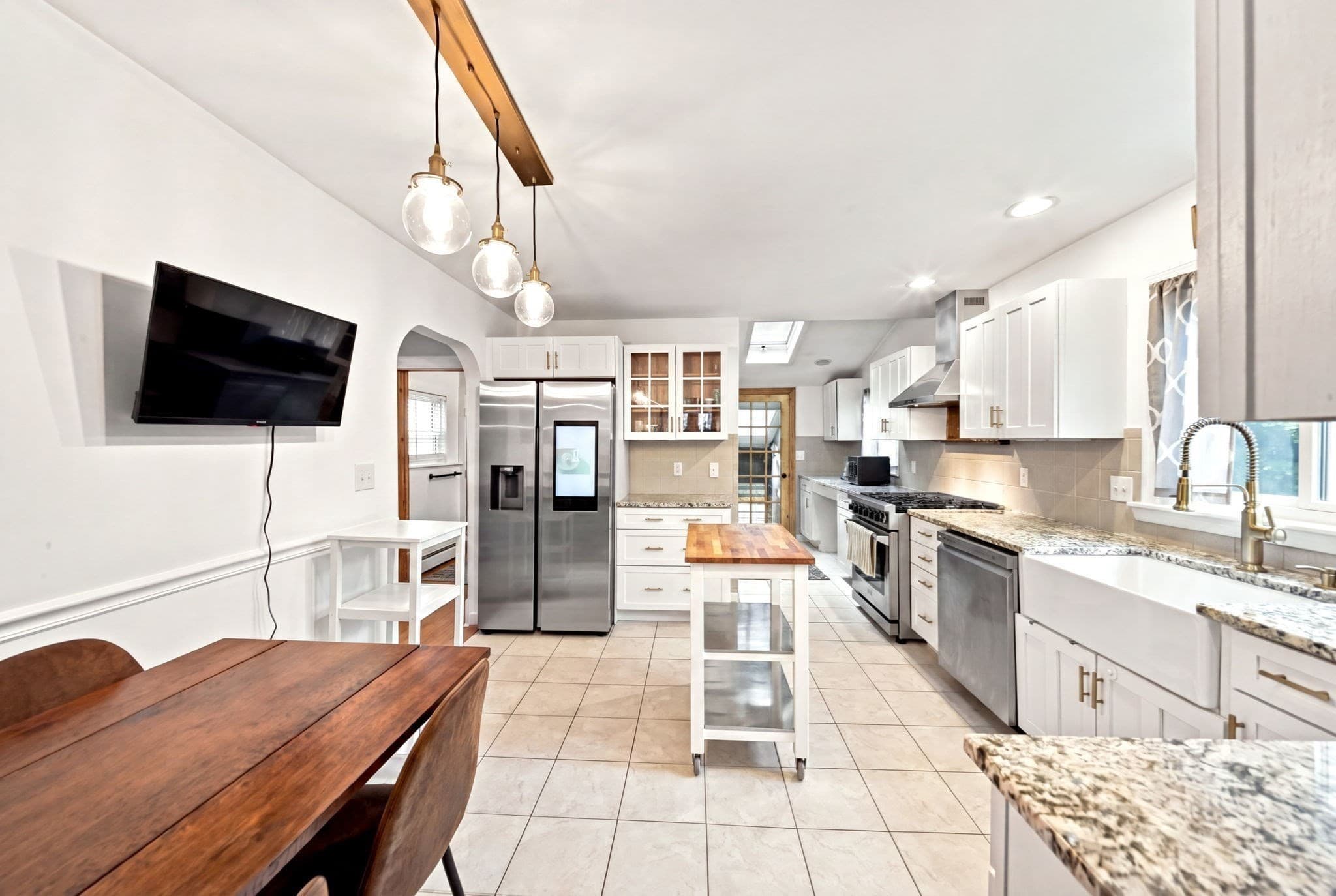 Single Family Residence at 8 Charles St, Stoneham MA 02180, Stoneham, photo 5 of 35