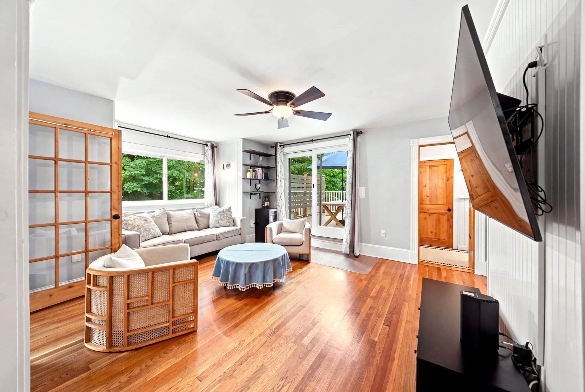 Single Family Residence at 8 Charles St, Stoneham MA 02180, Stoneham, photo 15 of 35