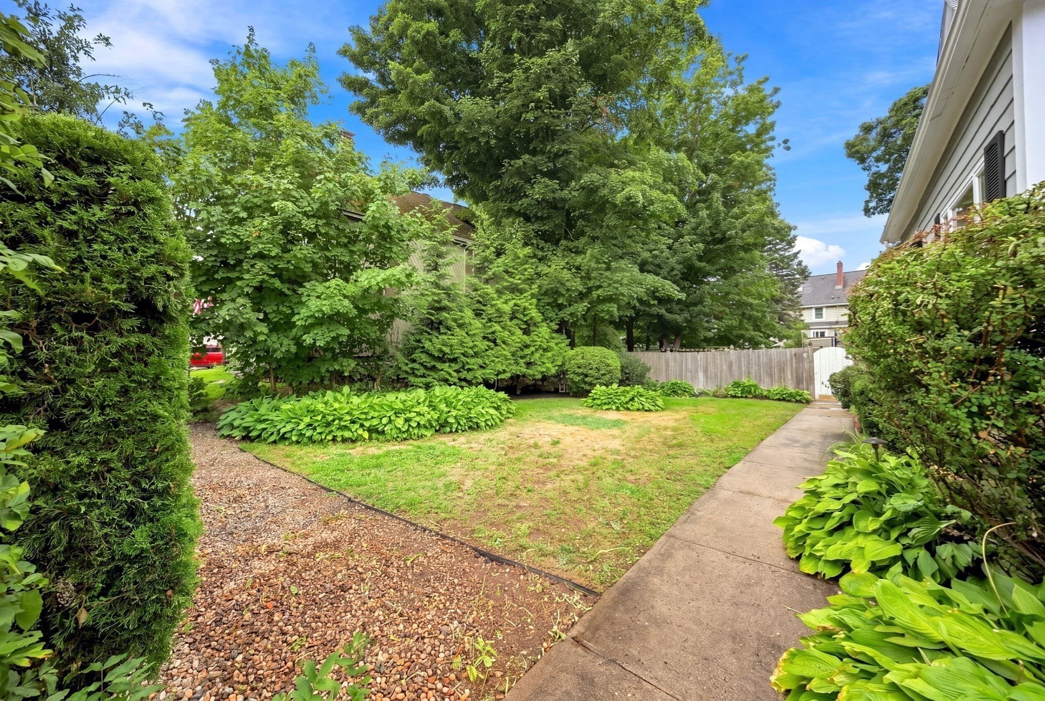 Single Family Residence at 8 Charles St, Stoneham MA 02180, Stoneham, photo 31 of 35
