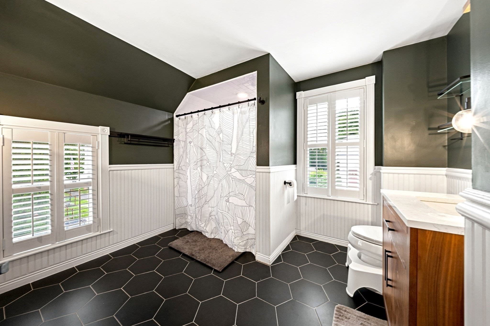 Single Family Residence at 8 Charles St, Stoneham MA 02180, Stoneham, photo 21 of 35
