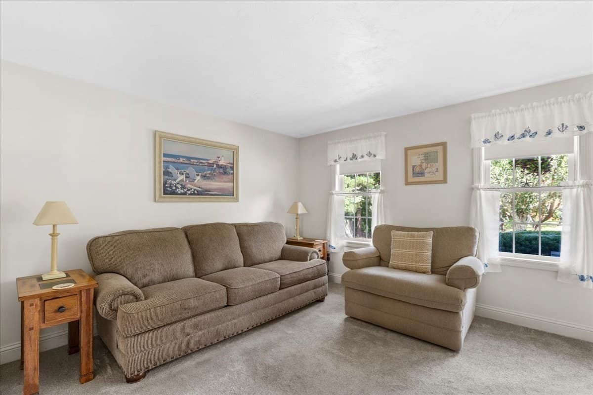 Single Family Residence at 108 Wareham Lake Shore Dr, Wareham MA 02538, Wareham, photo 6 of 42