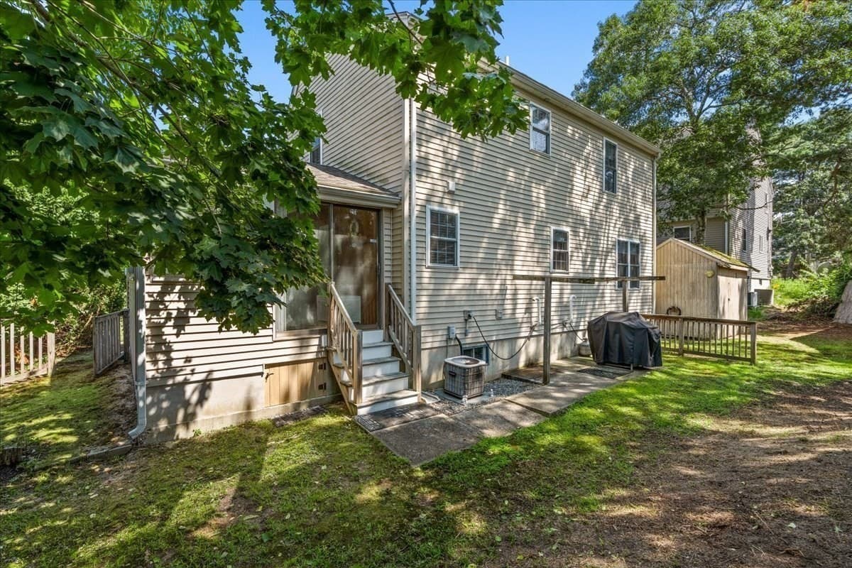 Single Family Residence at 108 Wareham Lake Shore Dr, Wareham MA 02538, Wareham, photo 34 of 42