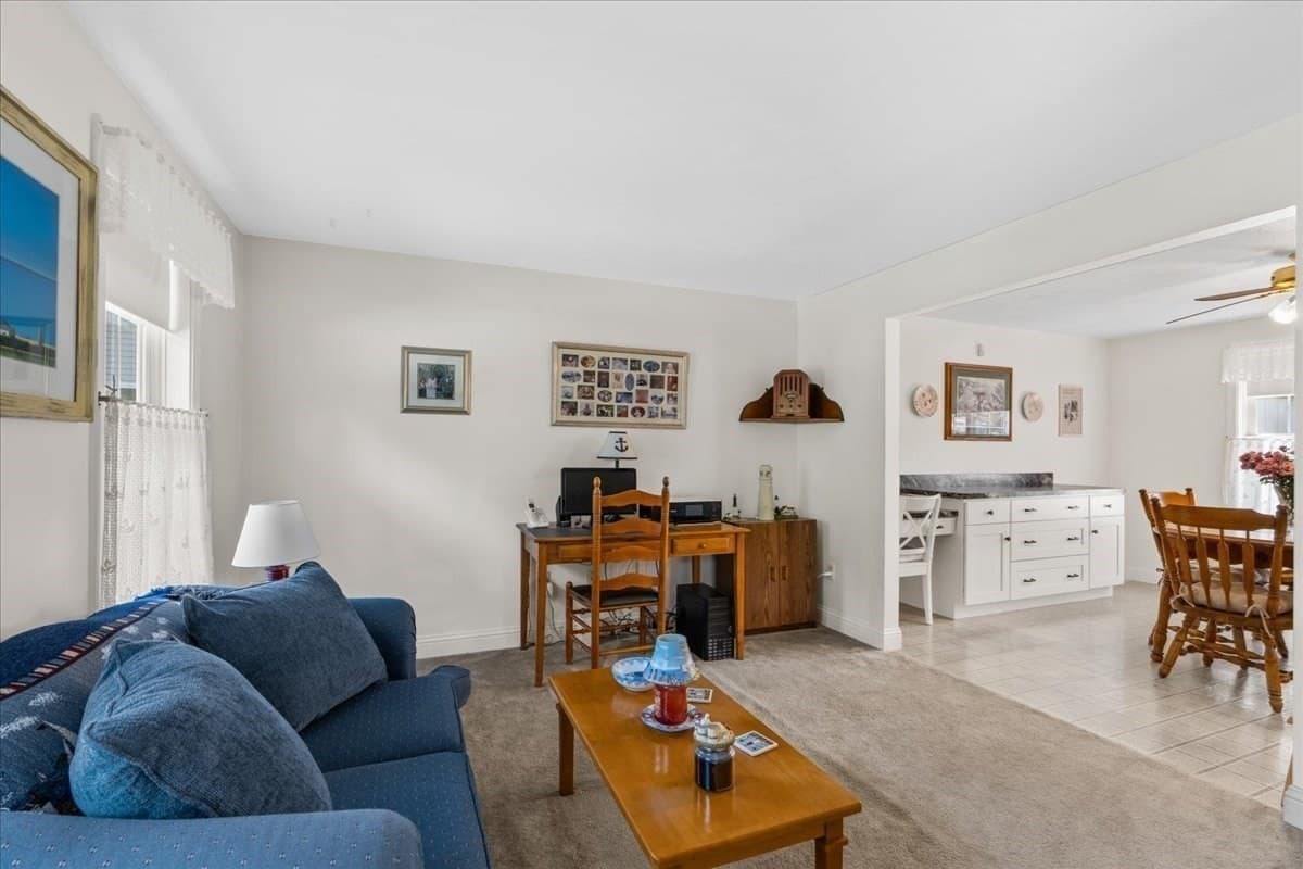 Single Family Residence at 108 Wareham Lake Shore Dr, Wareham MA 02538, Wareham, photo 8 of 42
