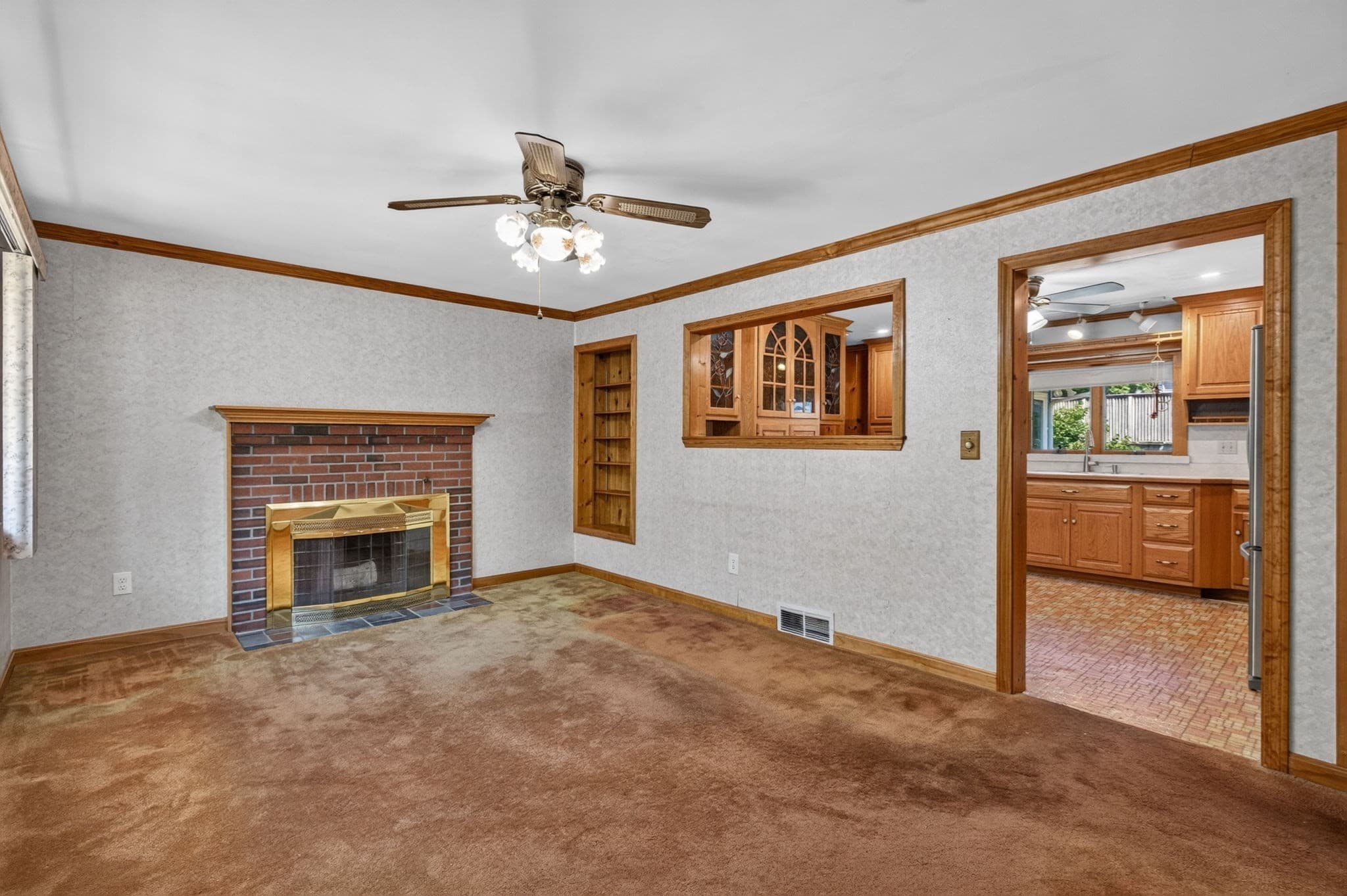Single Family Residence at 1 Vincent St, Middleboro MA 02346, Middleboro, photo 7 of 38