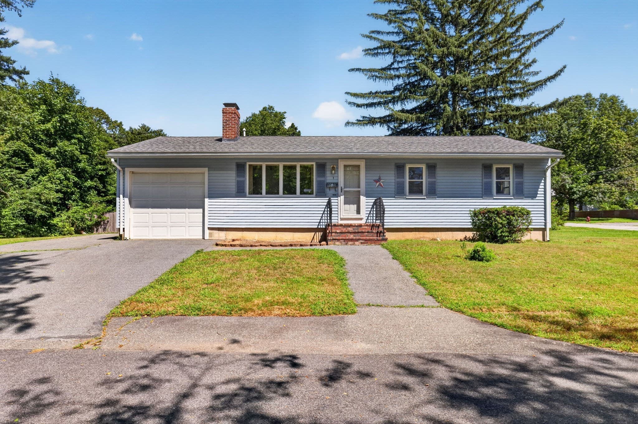 1 Vincent St, Middleboro MA 02346