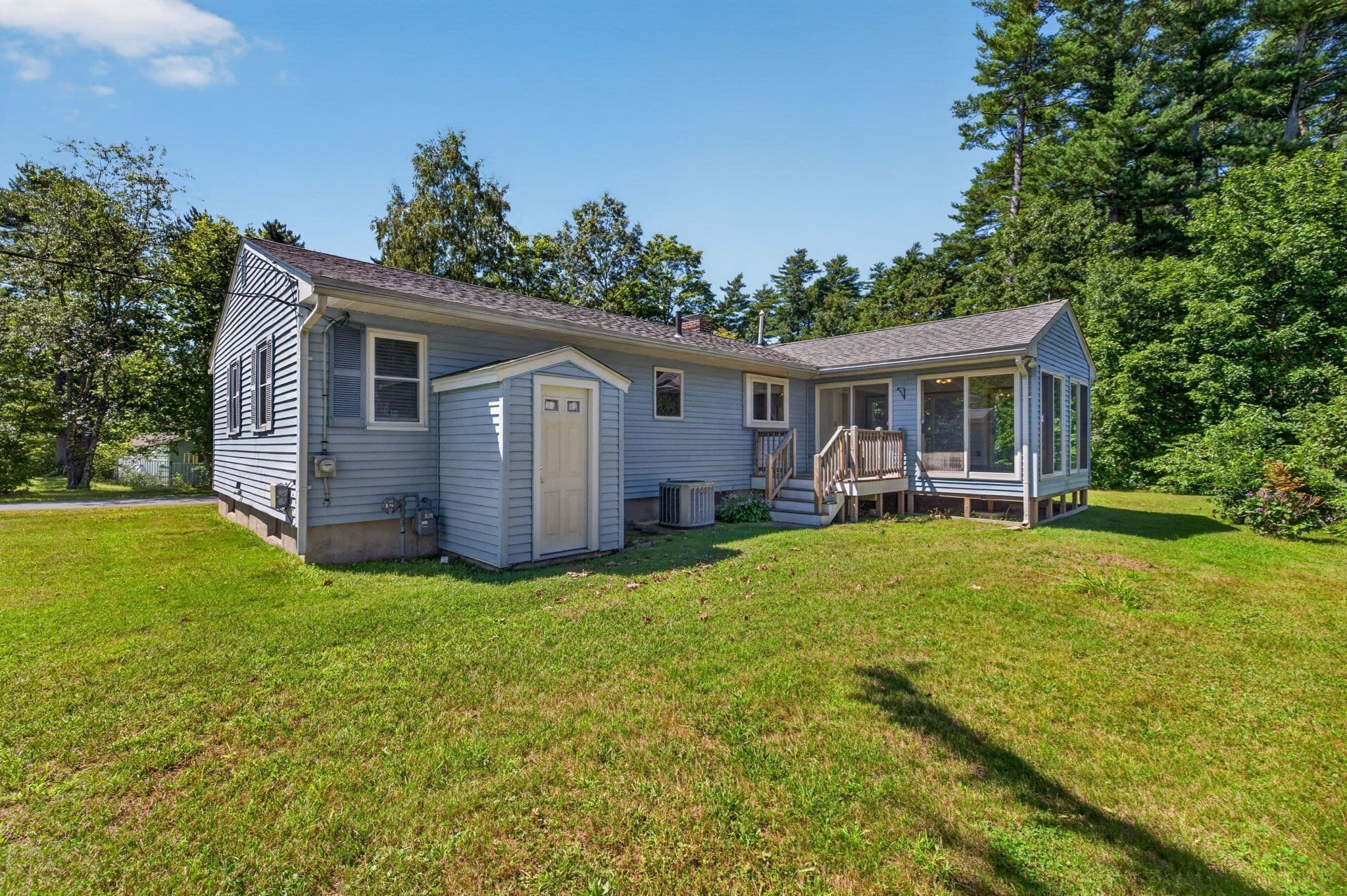 Single Family Residence at 1 Vincent St, Middleboro MA 02346, Middleboro, photo 5 of 38