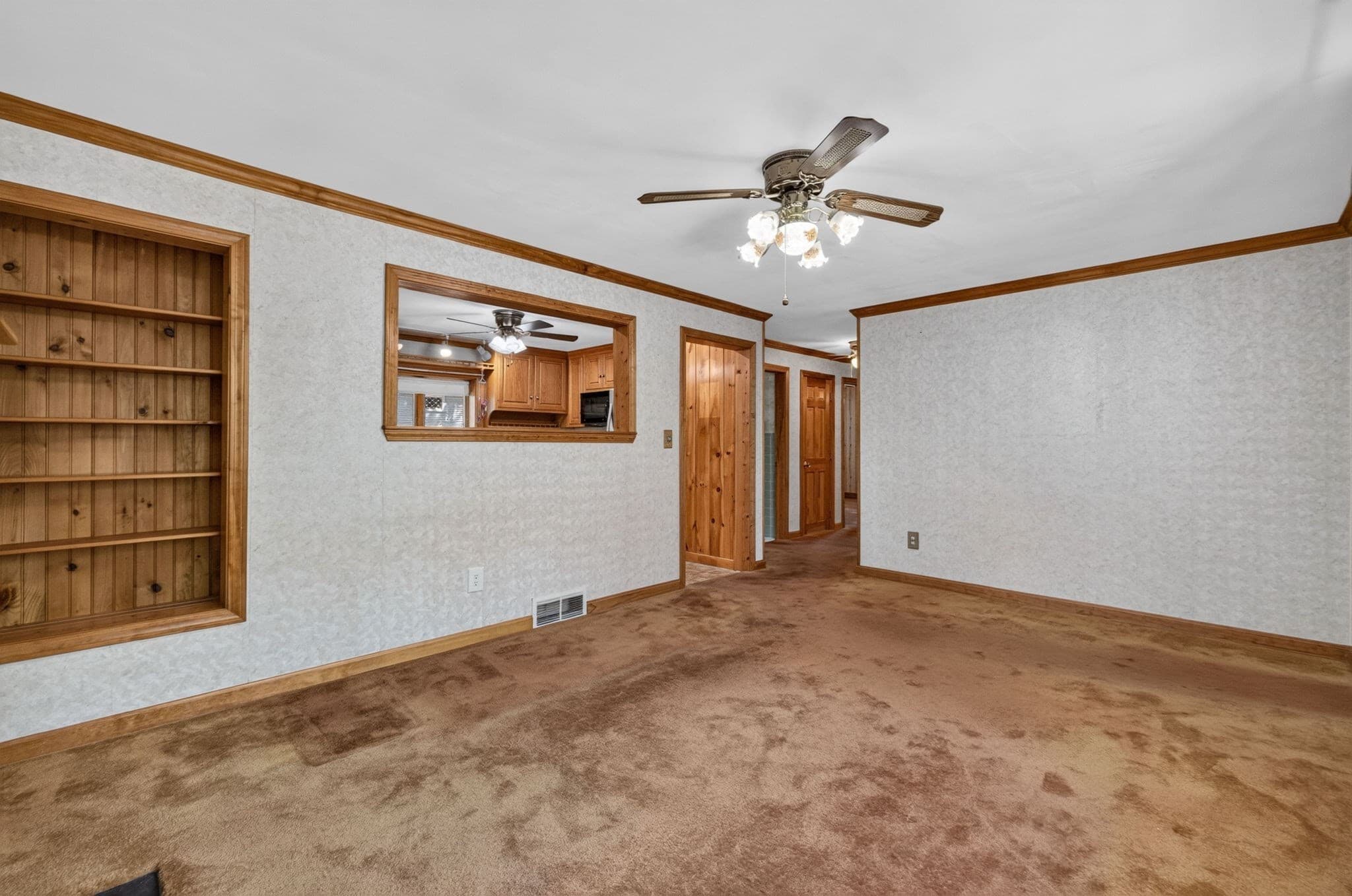 Single Family Residence at 1 Vincent St, Middleboro MA 02346, Middleboro, photo 10 of 38