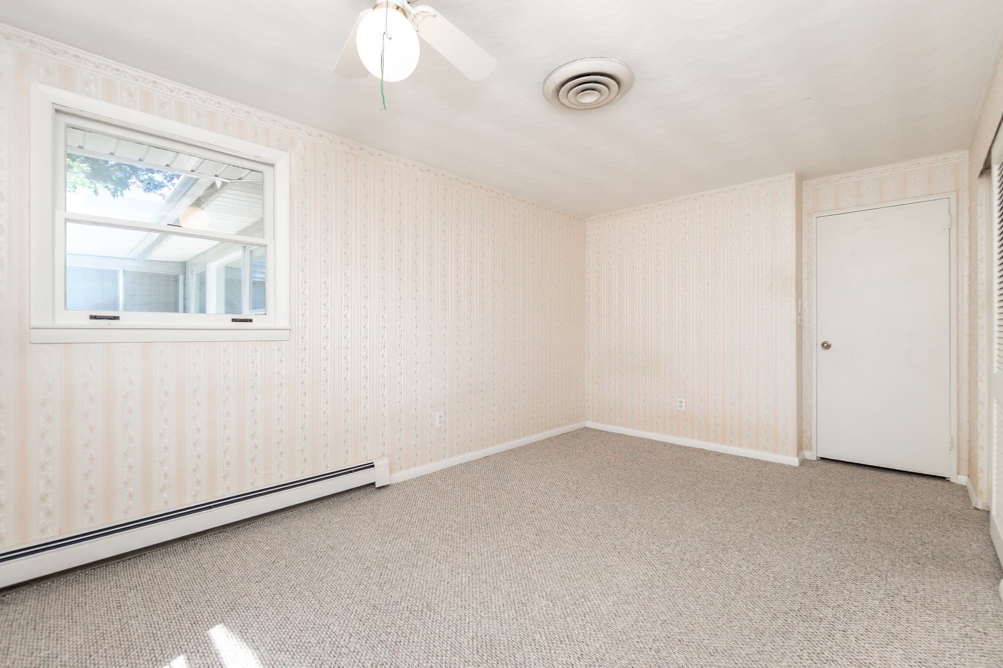 Single Family Residence at 4 Craig Rd, Framingham MA 01701, Framingham, photo 22 of 42