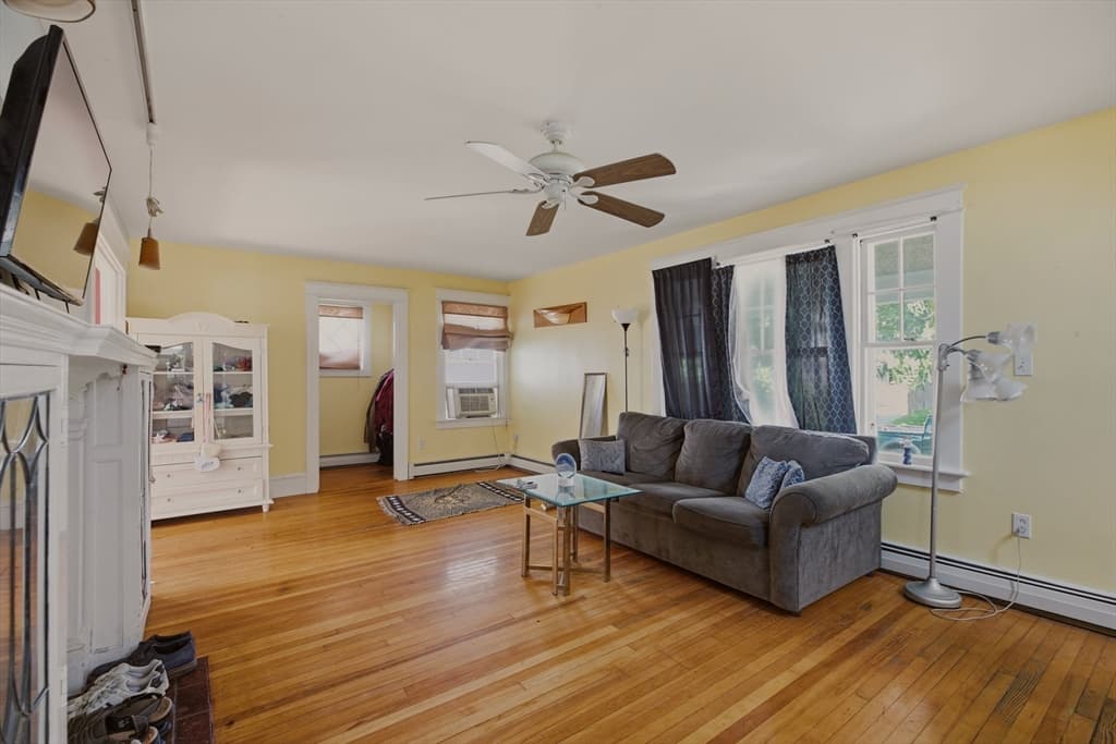 Single Family Residence at 283 Montgomery St, Fall River MA 02720, Fall River, photo 12 of 38