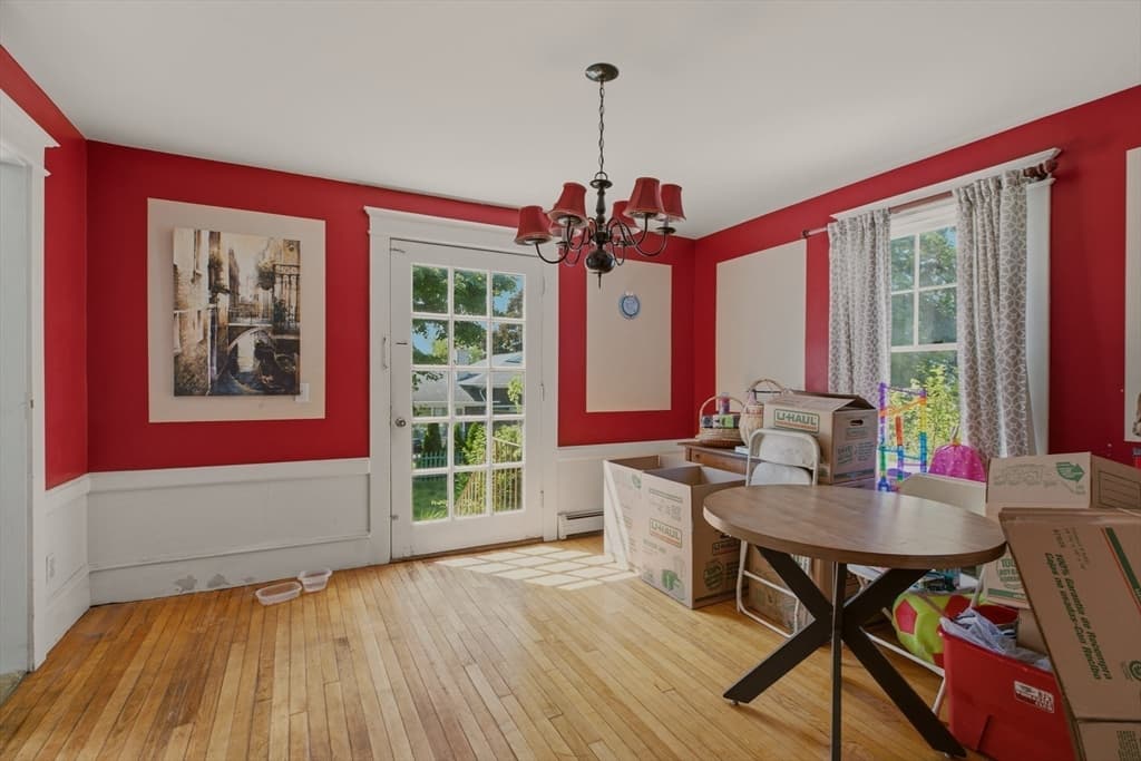 Single Family Residence at 283 Montgomery St, Fall River MA 02720, Fall River, photo 14 of 38