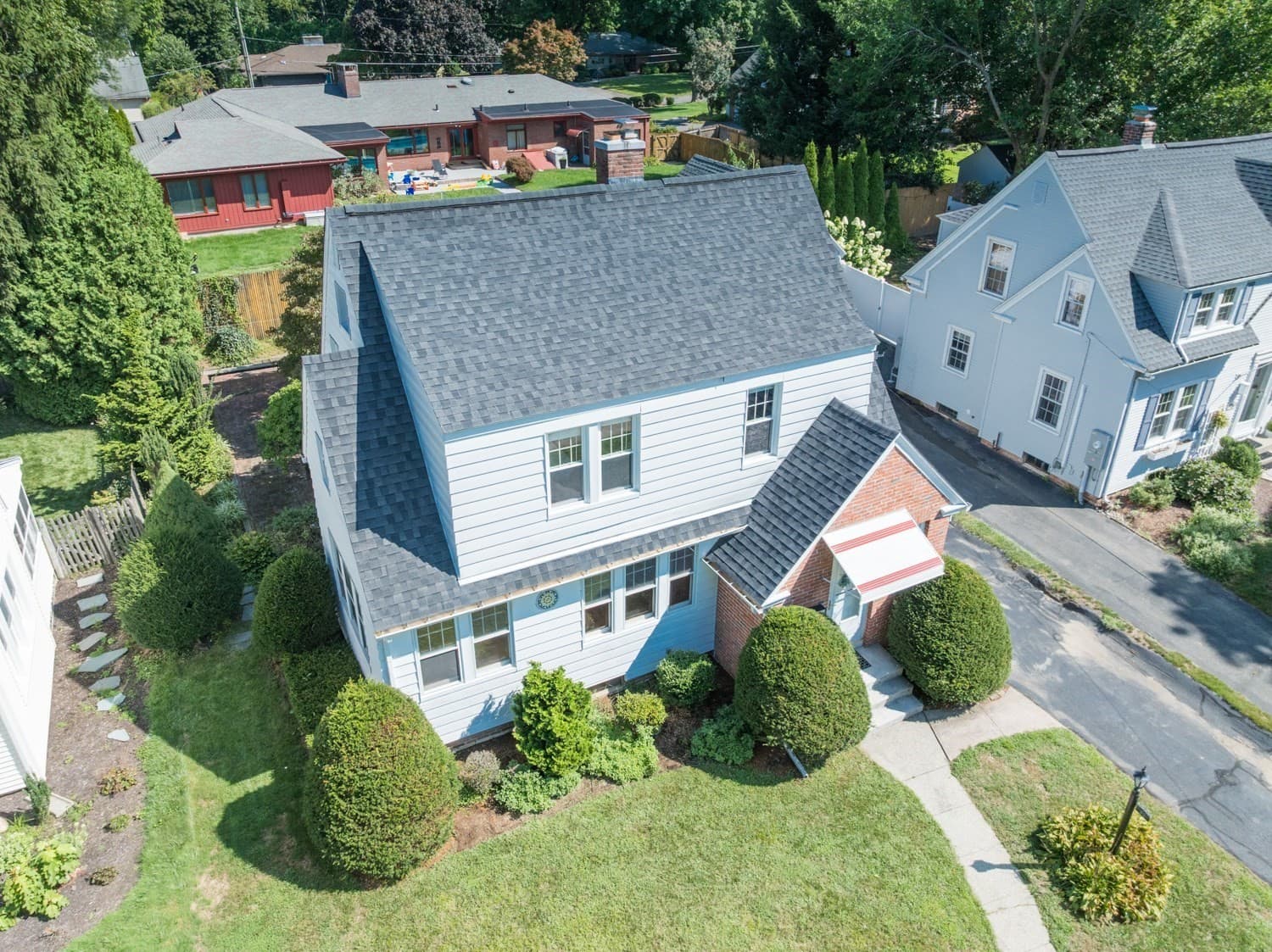 Single Family Residence at 32 Elmwood Ave, Longmeadow MA 01106, Longmeadow, photo 2 of 39