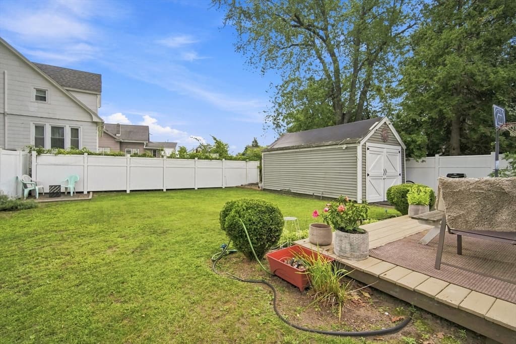 Single Family Residence at 43 Corona St, Springfield MA 01104, Springfield, photo 33 of 34