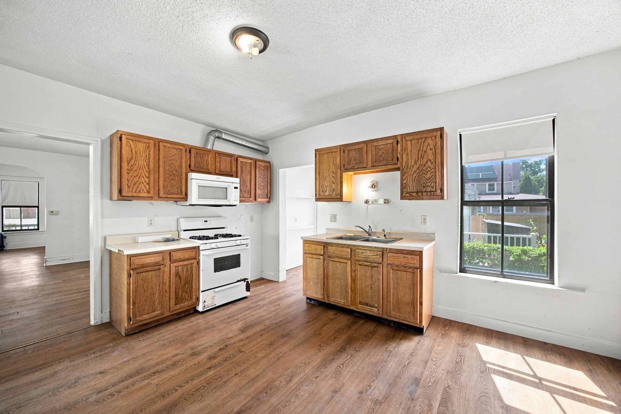 Single Family Residence at 40 Day Street, West Springfield MA 01089, West Springfield, photo 5 of 15