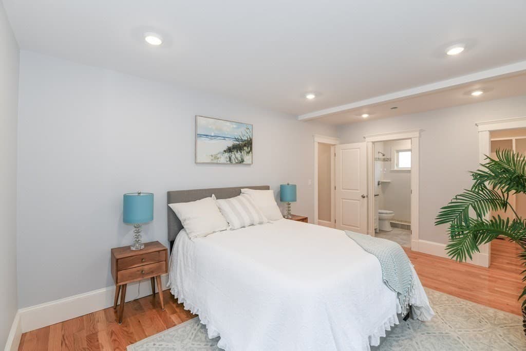 Condominium at 20 Beechwood Ave # 2, Watertown MA 02472, photo 10 of 19