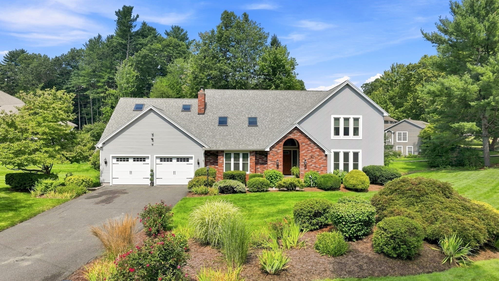 54 Blueberry Rdg, Westfield MA 01085