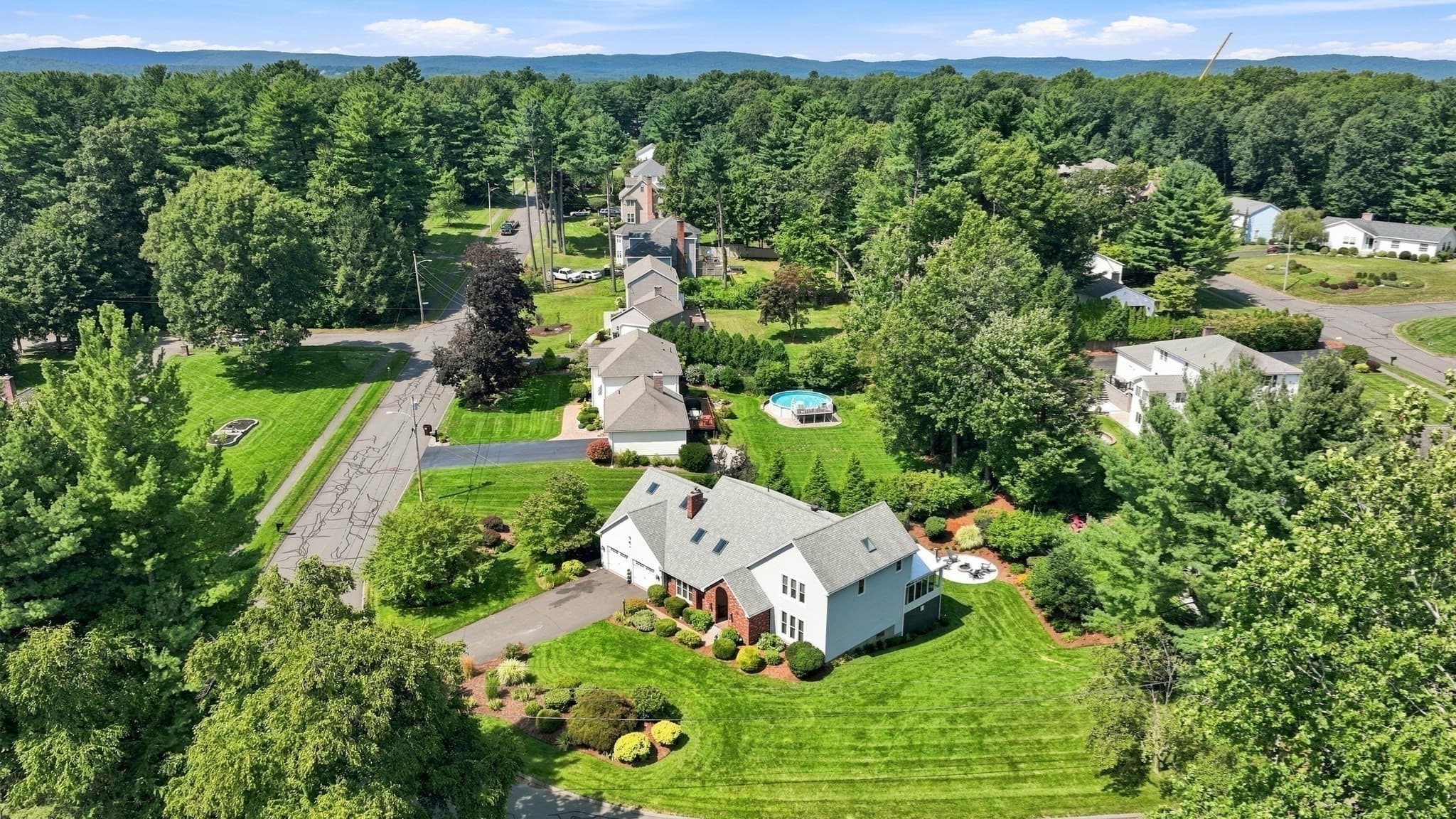 Single Family Residence at 54 Blueberry Rdg, Westfield MA 01085, Westfield, photo 5 of 41