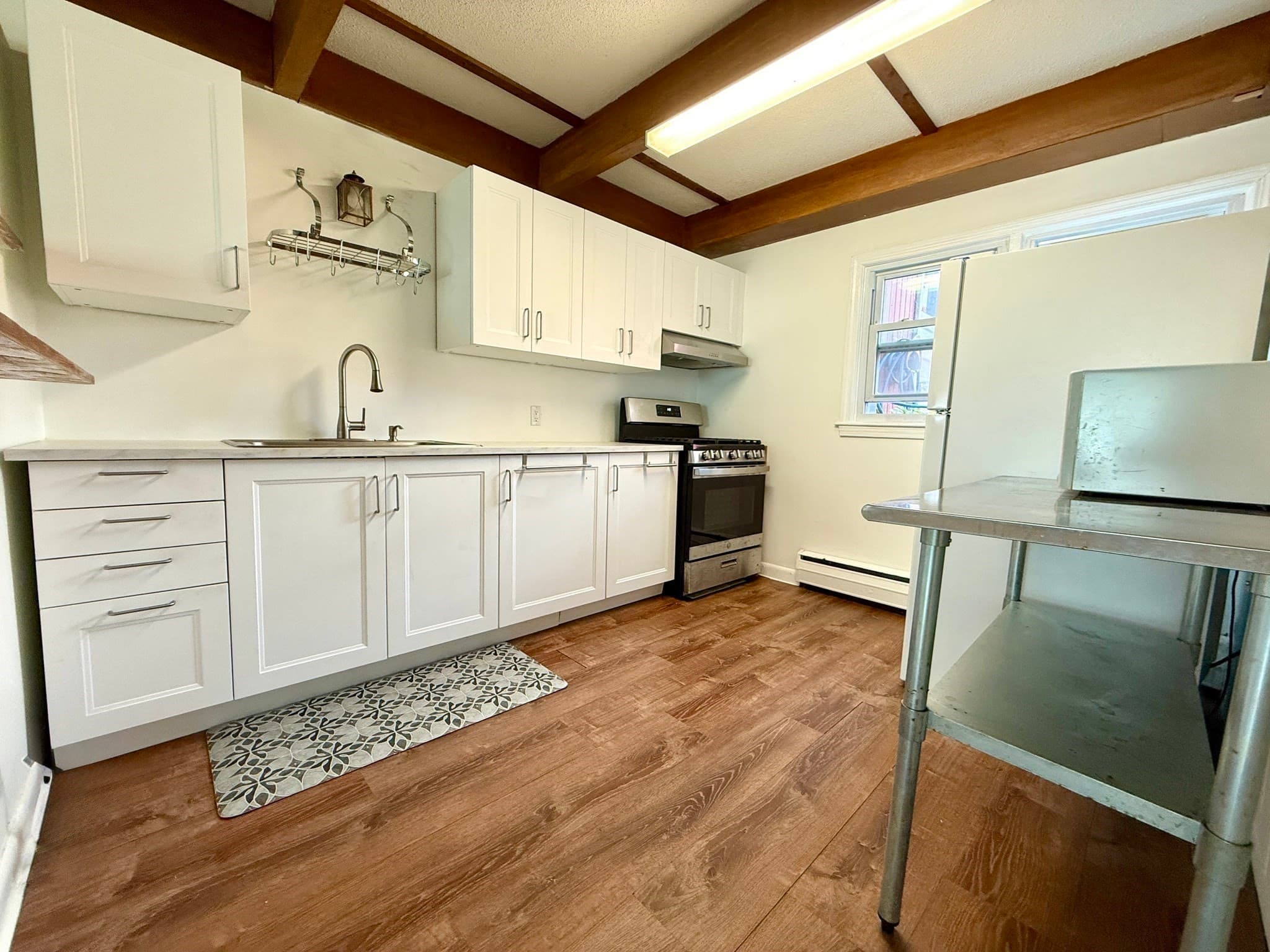 Condominium at 276 Main St # 4C, Acton MA 01720, Acton, photo 3 of 7